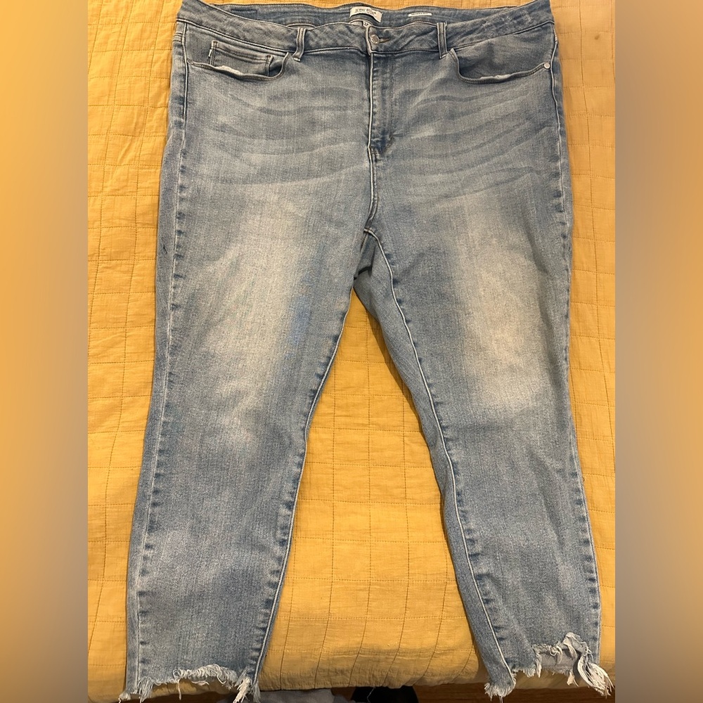 Judy Blue shark bite jeans